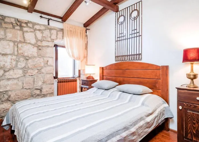 公寓 Tantini By Guide Gruda